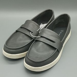 Avenue Men's Gray and White Loafers